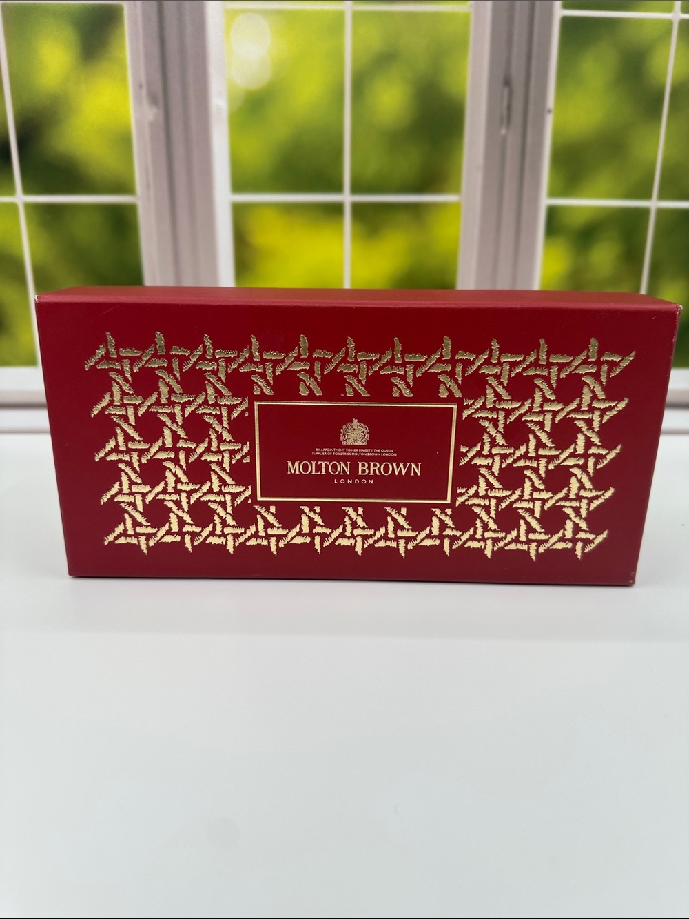 Molton Brown Festive Bauble Collection Bath & Shower Gel in Decorative Gift Box